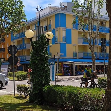 Appartamento In Centro Bibione Exteriör bild
